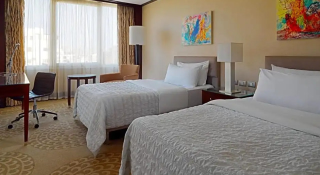 Клубный номер Standard с видом на город Le Meridien Pyramids Hotel & Spa