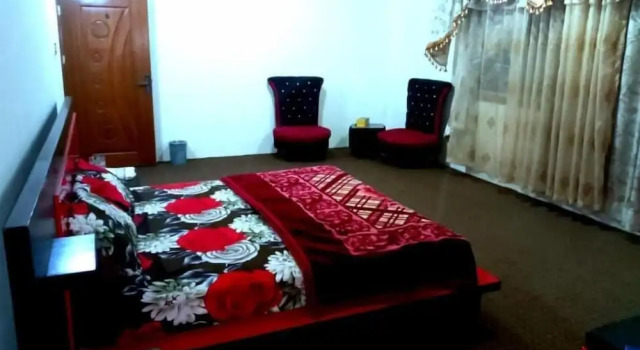 Awais Hotel And Restaurant Rawlakot, Buchen Sie Hotel Rawala Kot Punjab Region