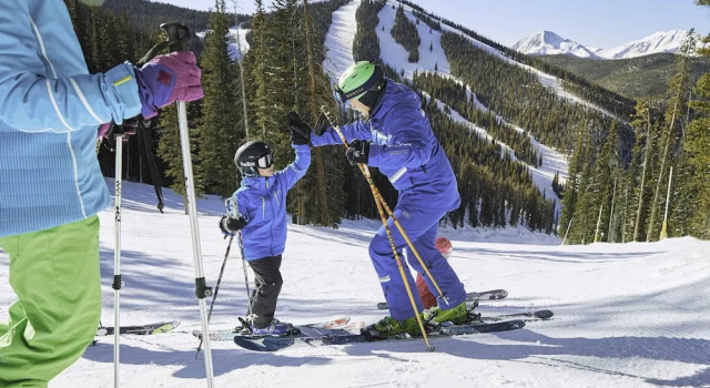 Номер Standard Premier 2BR 2BA in Lakeside Village- Kids Ski Free! condo