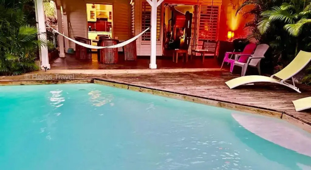 Коттедж Villa Sisley, 2 chambres, piscine privée, plage à 100 m