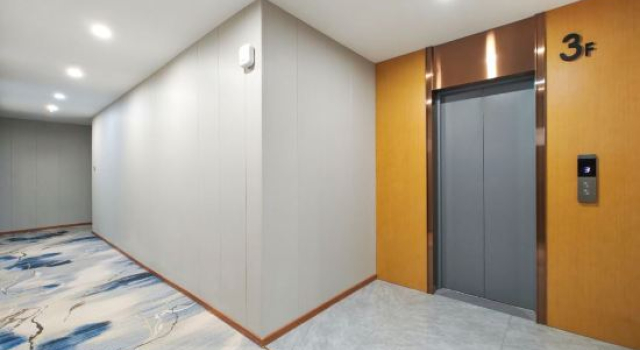 Xinbei Hotel (Shenzhen Luohu Shuibei Jewelry City Branch), Rezerwuj Hotel Hotele w Shenzhen z parkingiem, Parking