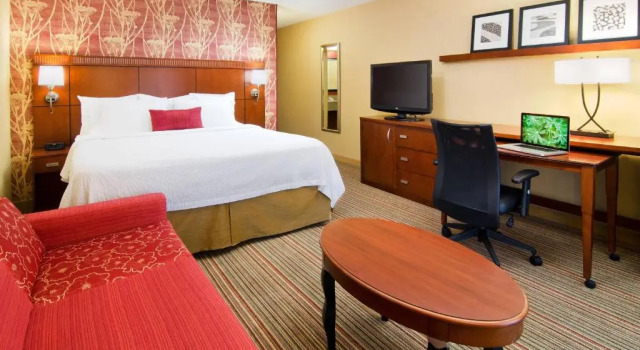Номер Standard Courtyard Irvine John Wayne Airport/Orange County