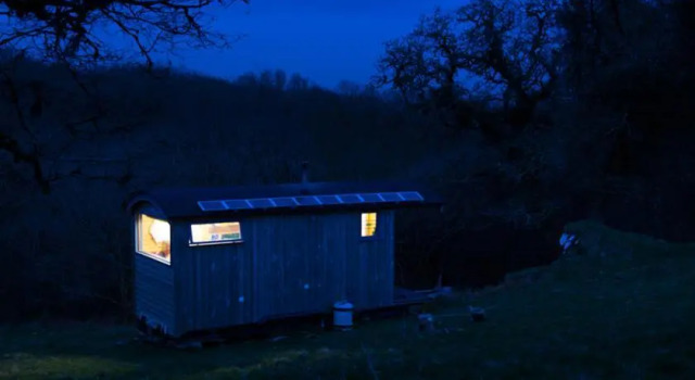 Cosy Cabins, Book Hotel Launceston Cornwall