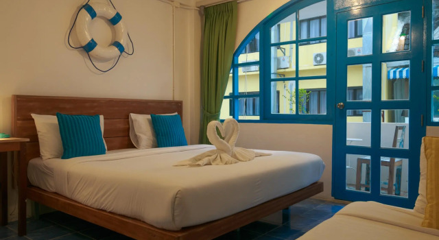 Frog House Bed & Breakfast, Забронировать Отель Патонг-Бич остров Пхукет