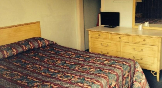 White Rose Motel