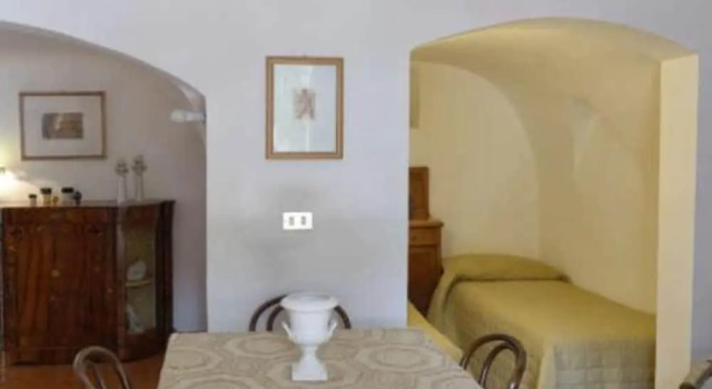 Agriturismo Antonelli Piangevino, Rezerwuj Hotel Hotele w Antonelli z parkingiem, Parking