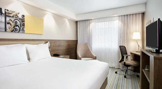 Двухместный номер Standard Hampton by Hilton Oxford