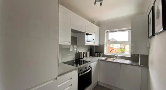 Апартаменты Saffron Court Apartments