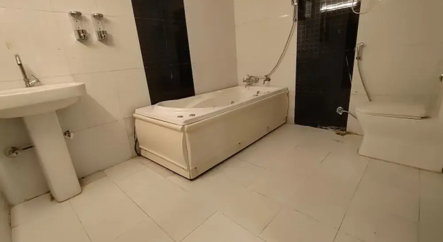 Люкс Comfort с видом на город Sojourn Inn