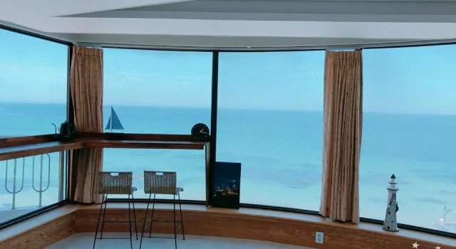Seaside Sunrise Pension