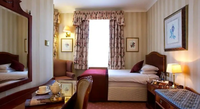 Номер Classic Bournemouth Carlton Hotel By Sunday