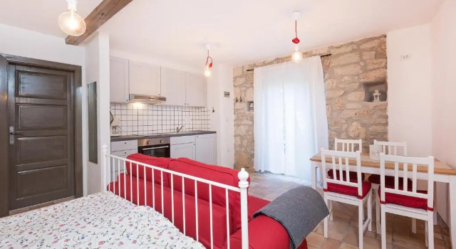 Old town studio and apartment