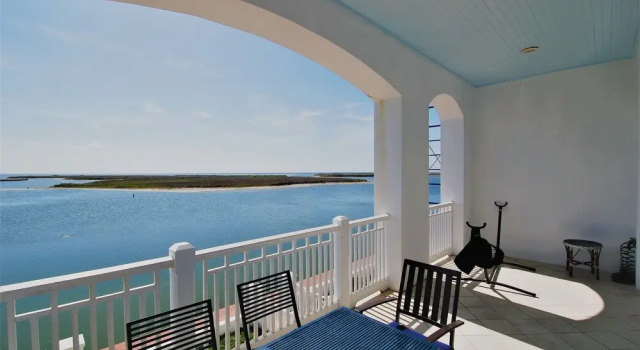 Avalon - Townhouse At The Shores 4 Bedroom Home by RedAwning, Réserver Maison de vacances Padre Island 