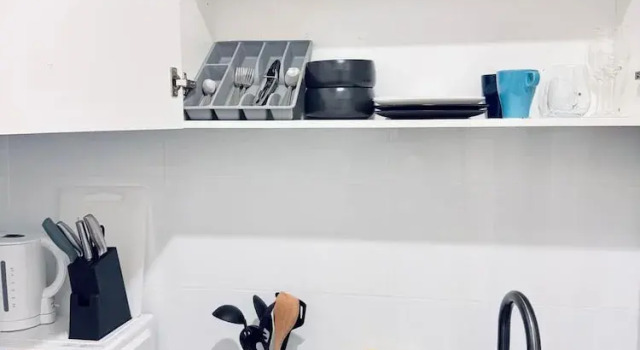 Cozy Retreat Close to Monash Uni and Chadstone SS, Book Apartment  