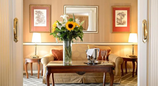 Полулюкс Carlton Lausanne Boutique Hôtel