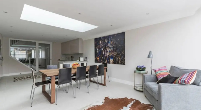 Gorgeous 5 Bed / Sleeps 10 - in Battersea Village, Забронировать Отель Отели Баттерси 3 звезды, 3*