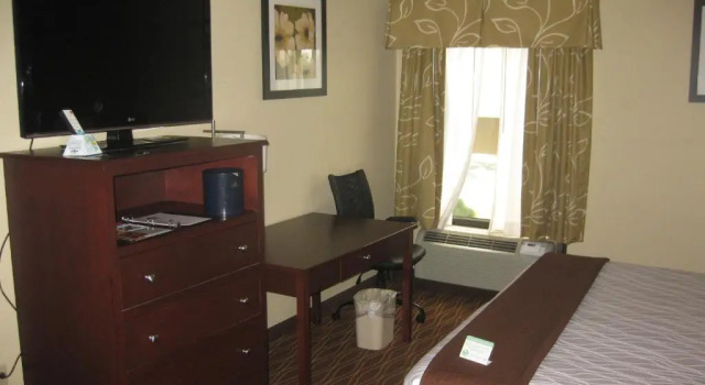 Номер Standard Best Western Plus Springfield Airport Inn