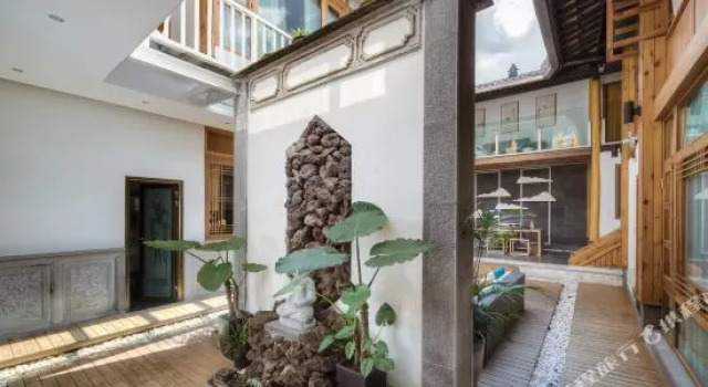 Huaman Hotel, Book Hotel Baoshan Yunnan