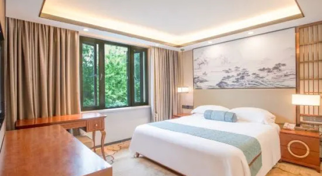 Люкс Business Cuiping Mountain Hotel