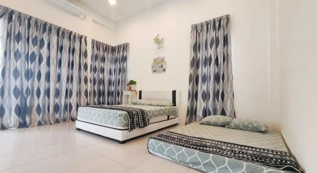 Sitiawan Paradise LOVELY home team building 15PAX short stay, Boek Hotel Lumut Perak