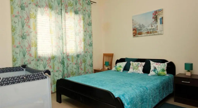 1 BR Apartment in Boka Heights, Book Lejlighed Hoteller i Kotor Riviera med parkering, Parkering
