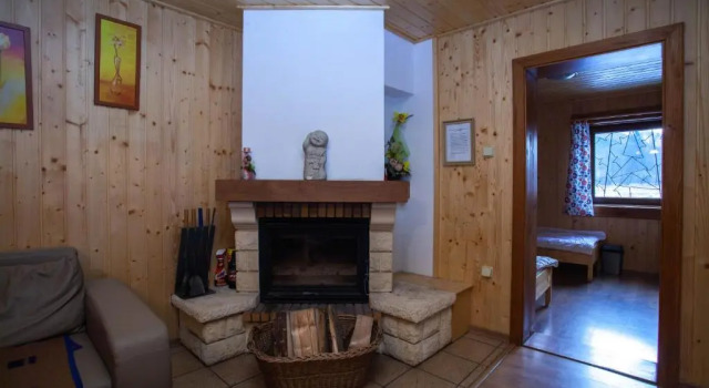 Chata Smiech, Rezervovat Hotel Hotely v Žilinský kraj s parkováním, Parkování