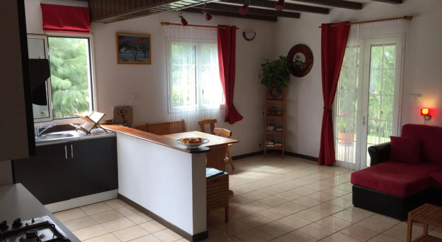 Meublé de tourisme "Au bord de la Mare", Брондау Қонақ үй Hell-Bourg Salazie