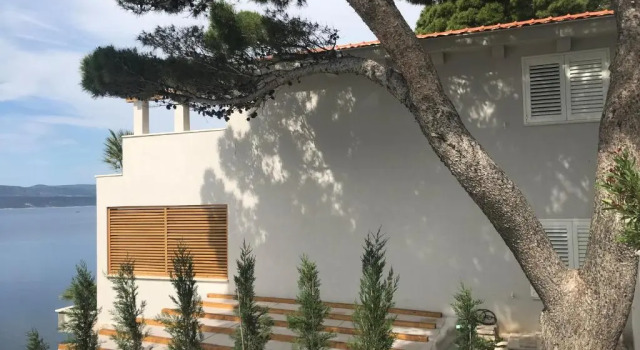 Апартаменты с видом на море Apartments Vela Sollis
