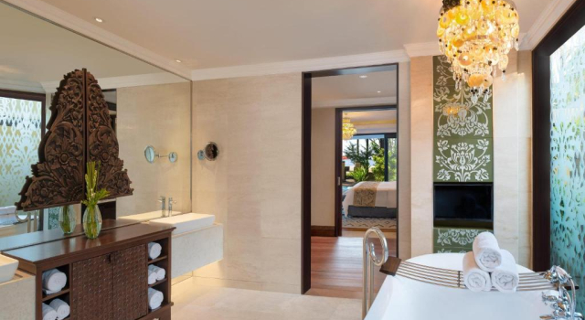 Вилла с бассейном The Strand Residence с 4 комнатами The St. Regis Bali Resort