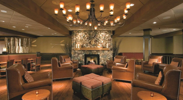 DoubleTree by Hilton Chicago - Arlington Heights, Забронировать Отель Отели Иллинойс 4 звезды, 4*