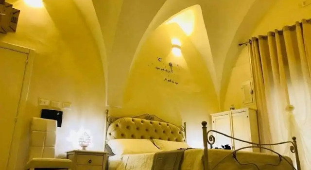 26 Suite Home