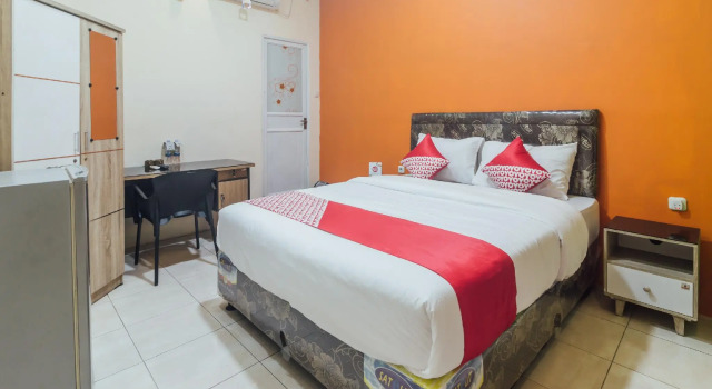 OYO 2010 Satria Guest House