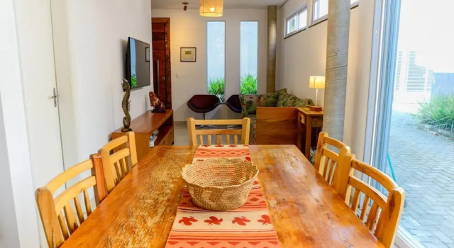 Коттедж Casa c Piscina a 150m da Praia de Boi Ucanga