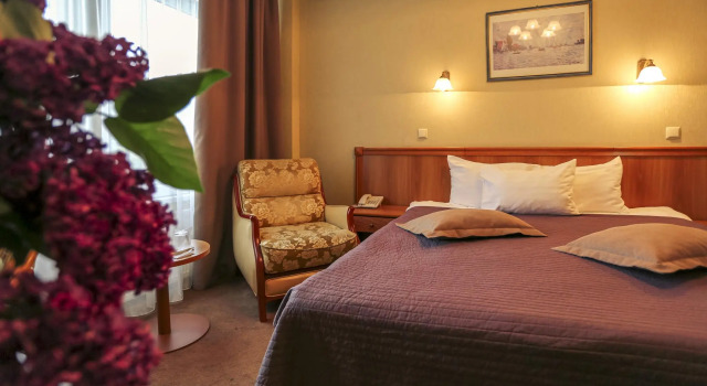 Двухместный номер Standard Готель Дніпро Dnipro Hotel
