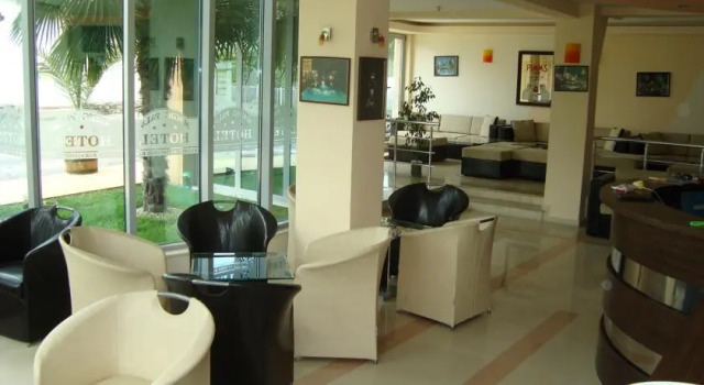 Hotel Magic Palm