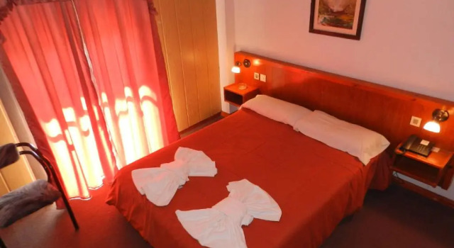Четырёхместный номер Standard Sun-Shine Hotel