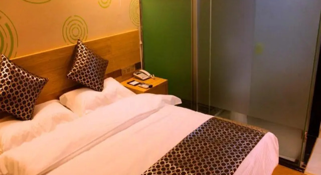 GreenTree Inn Nanjing Provincial People's Hospital, Book Hotel Gu Lou Nanjing