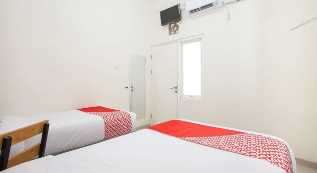 Linn's Family Residence by OYO Rooms