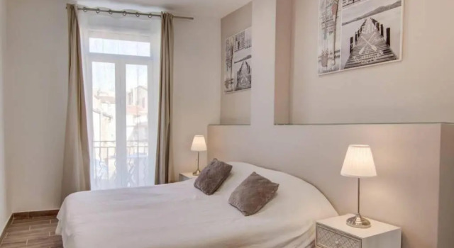 Апартаменты Palais Apartment