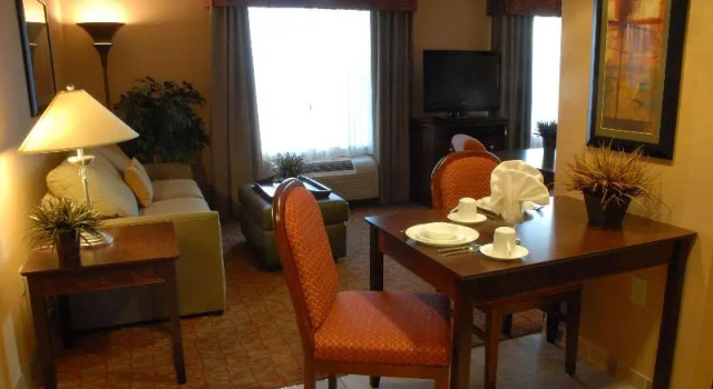 Номер Standard Homewood Suites - Rock Springs