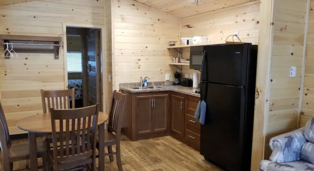 Standard huone Castle Gate RV Park