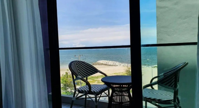 Номер Premier с видом на море Fortune Saeng Chan Beach Hotel Rayong - SHA Plus