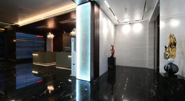 LuLiang Gloria Hotel, Boek Hotel Luliang Yunnan