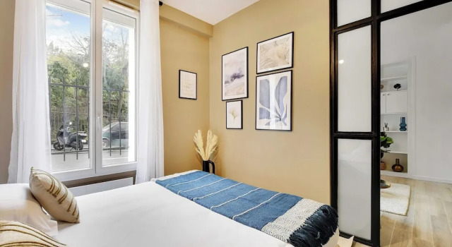 Charming 1-bedroom Apartment in Vibrant 19th Arrondissement, Забронировать Апартаменты/квартира Отели Парижа с парковкой, рядом с Концертный зал «Зенит Париж», Парковка