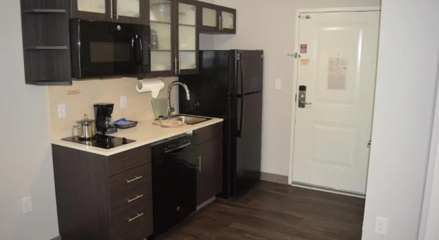 Люкс Candlewood Suites - Nashville Metro Center by IHG