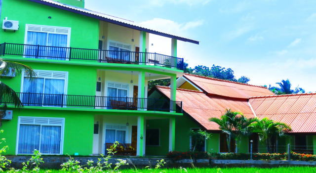 Nature Resort - Yala Safari Village, Забронировать Курортный отель Курортные отели Тиссамахарама, Курортный отель