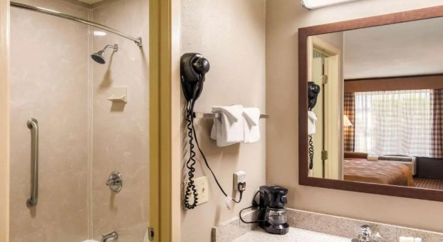 Номер Standard Quality Inn Paris Texas