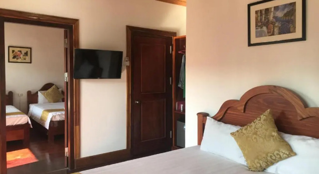 Семейный номер Standard с балконом Elephant Boutique Hotel