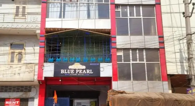 Blue Pearl Luxury By GRB, Забронировать Отель Отели Нью-Дели с парковкой, Парковка