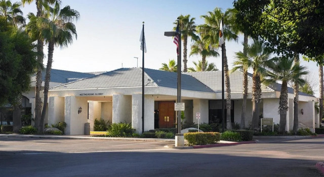 Four Points by Sheraton Bakersfield, Buchen Sie Hotel Bakersfield Kalifornien